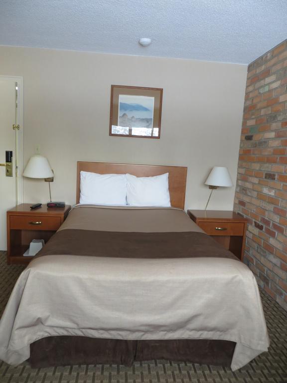 Travelodge By Wyndham Thunder Bay On Екстер'єр фото